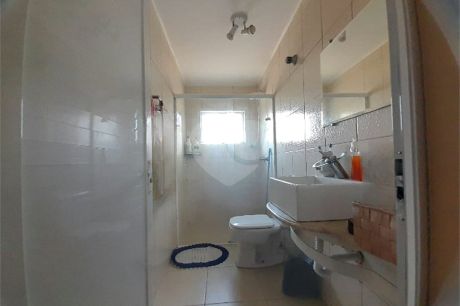 Sobrado à venda com 3 quartos, sendo 1 suíte,  em Saúde, São Paulo, SP
