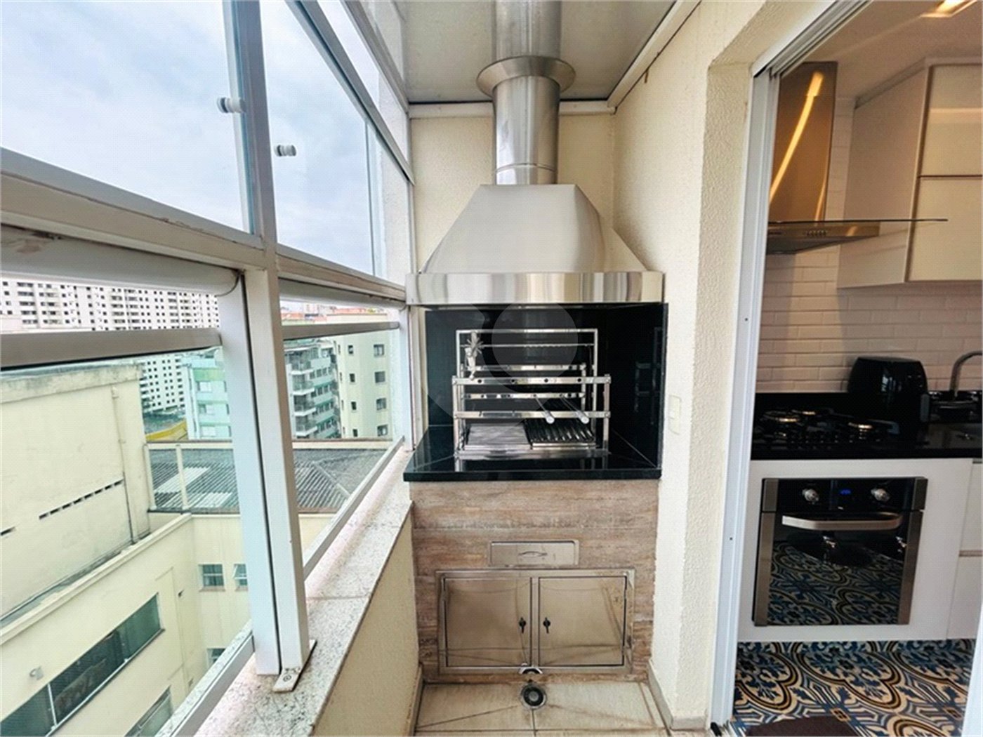 Apartamento à venda com 2 quartos, sendo 1 suíte, em Santa Cecília, São Paulo, SP