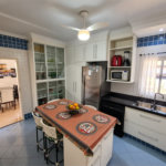 Casa à venda no Condomínio Estância Marambaia, Vinhedo | 3 suítes, piscina e terreno de 810 m²