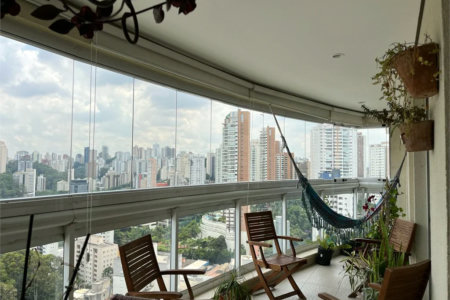Apartamento à venda com 3 suítes em Vila Andrade, São Paulo, SP