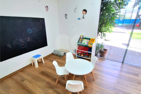 Apartamento à venda com 3 suítes em Campo Belo, São Paulo, SP