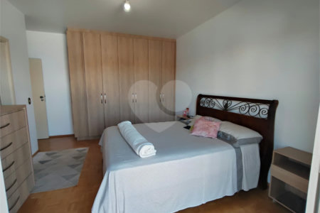 Casa à venda com 5 quartos, sendo 3 suítes, no Centro, Itapetininga, SP