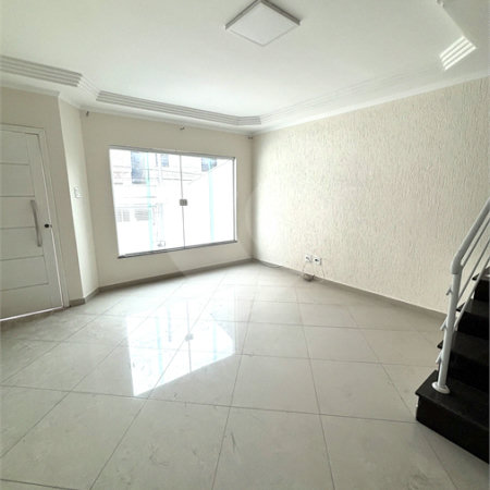 Sobrado à venda com 3 quartos, sendo 1 suíte, em Vila Invernada, São Paulo, SP