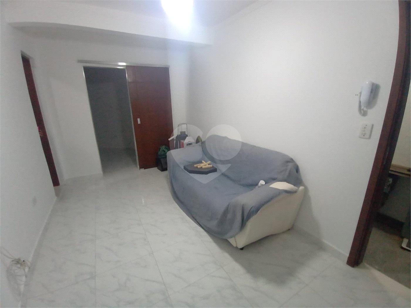Sobrado à venda com 4 quartos, sendo 1 suíte, em Tremembé, São Paulo, SP