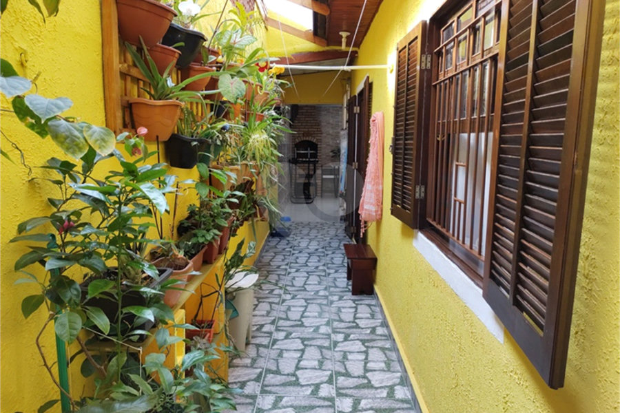Casa à venda com 2 quartos, sendo 1 suíte, em Parque Vitória, São Paulo, SP
