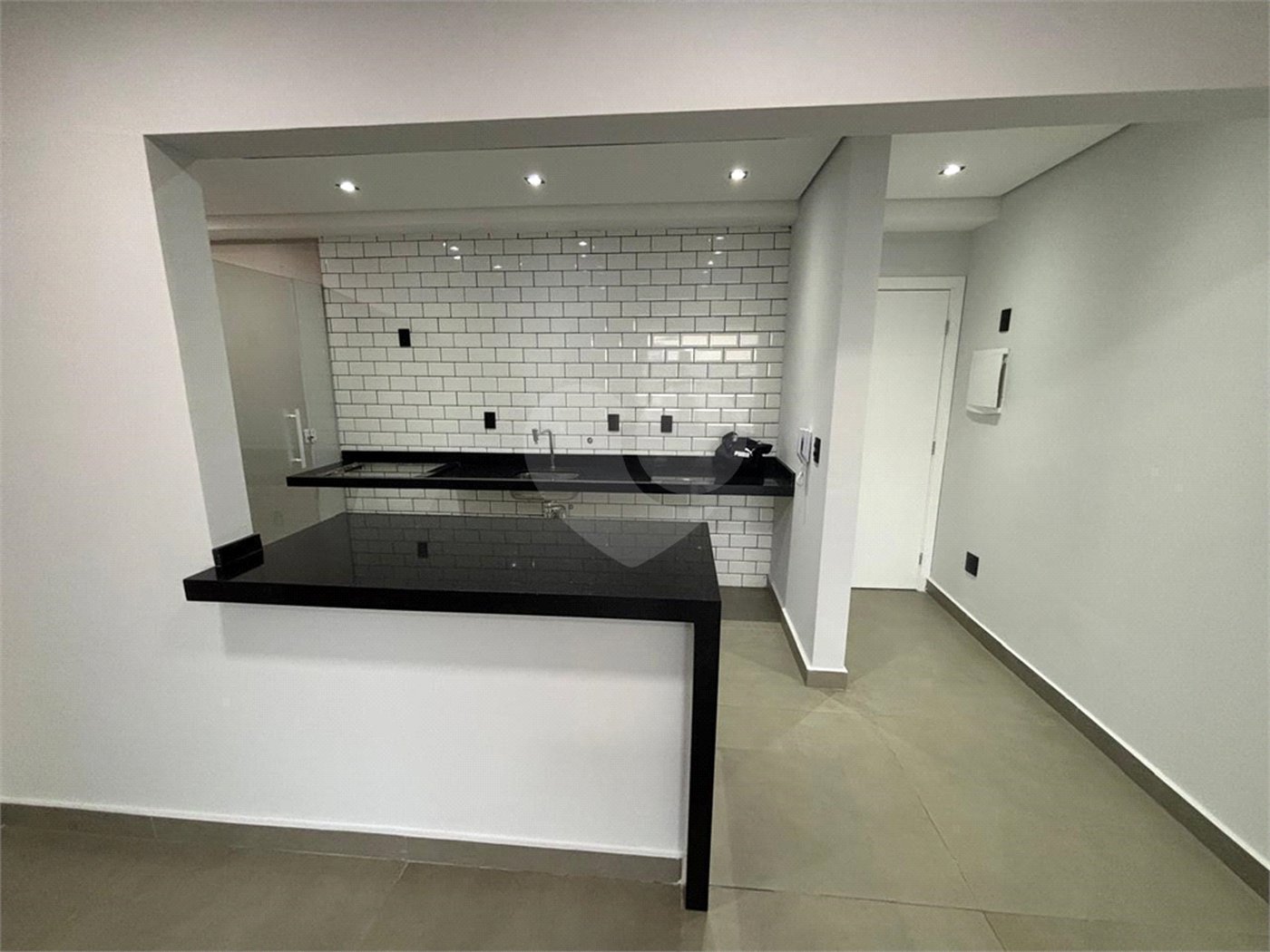 Apartamento à venda com 2 quartos, sendo 1 suíte, em Vila Hortência, Sorocaba, SP