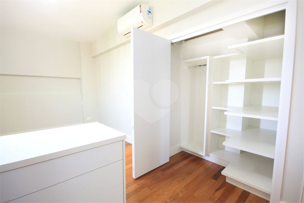 Apartamento para alugar com 3 quartos, sendo 1 suíte, em Granja Julieta, São Paulo, SP