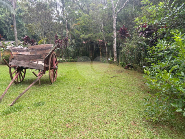 Casa à venda no condomínio Parque Imperial da Cantareira, Mairiporã - SP