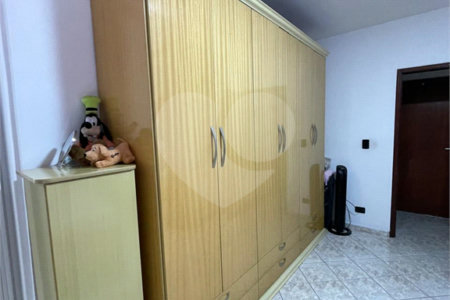 Sobrado à venda com 3 quartos, sendo 1 suíte, em Vila Gustavo, São Paulo, SP