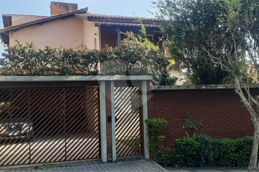 Sobrado à venda com 3 suítes em Barro Branco (zona Norte), São Paulo, SP