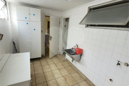 Excelente apartamento à venda no Paraíso, 3 quartos (1 suíte), localização privilegiada