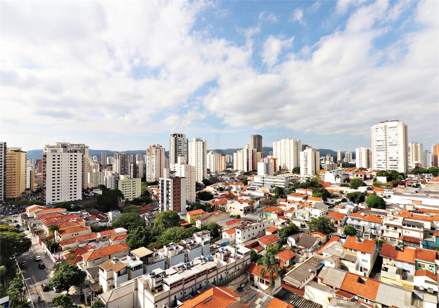 Apartamento à venda com 4 quartos, sendo 2 suítes, em Santa Teresinha, São Paulo, SP
