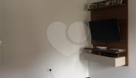 Casa à venda com 3 quartos, sendo 1 suíte, em Jardim Adriana, Guarulhos, SP
