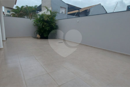 Sobrado à venda com 3 quartos, sendo 1 suíte, em Jardim Santa Rosália, Sorocaba, SP
