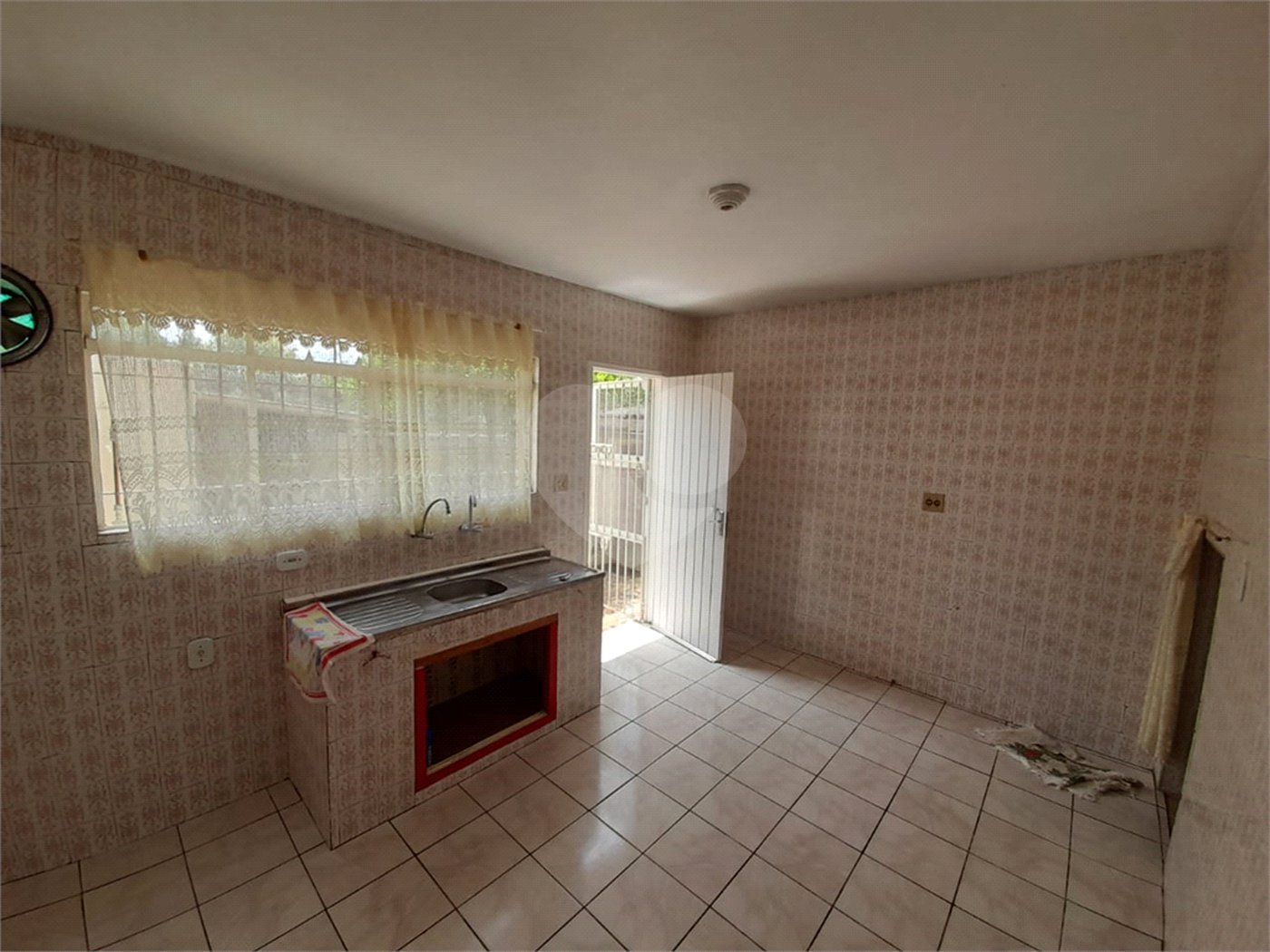 Sobrado à venda com 2 quartos em Vila Perreli, Poá, SP