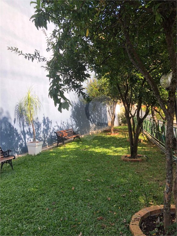 Casa à venda com 3 quartos, sendo 1 suíte, no condomínio Greenland, São Paulo - SP