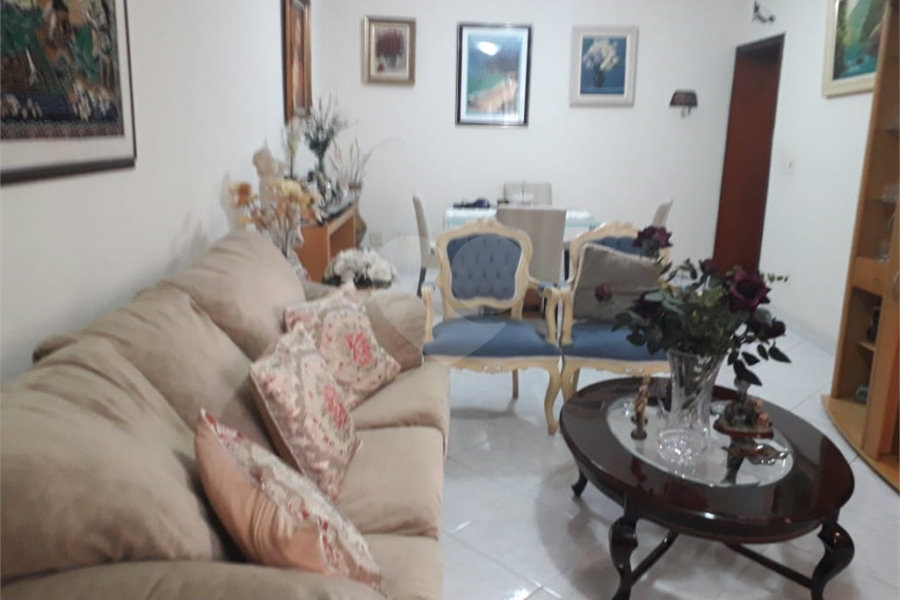 Casa à venda com 6 quartos, sendo 2 suítes, em Tatuapé, São Paulo, SP
