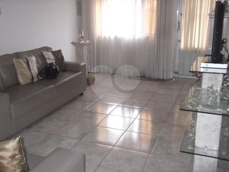 Casa Térrea à venda com 3 quartos em Vila Brasilina, São Paulo, SP