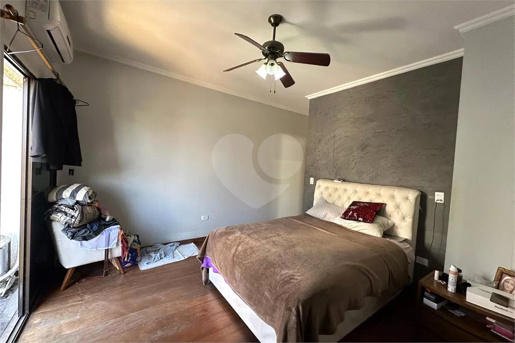Sobrado à venda com 4 quartos, sendo 2 suítes, em Vila Ipojuca, São Paulo, SP