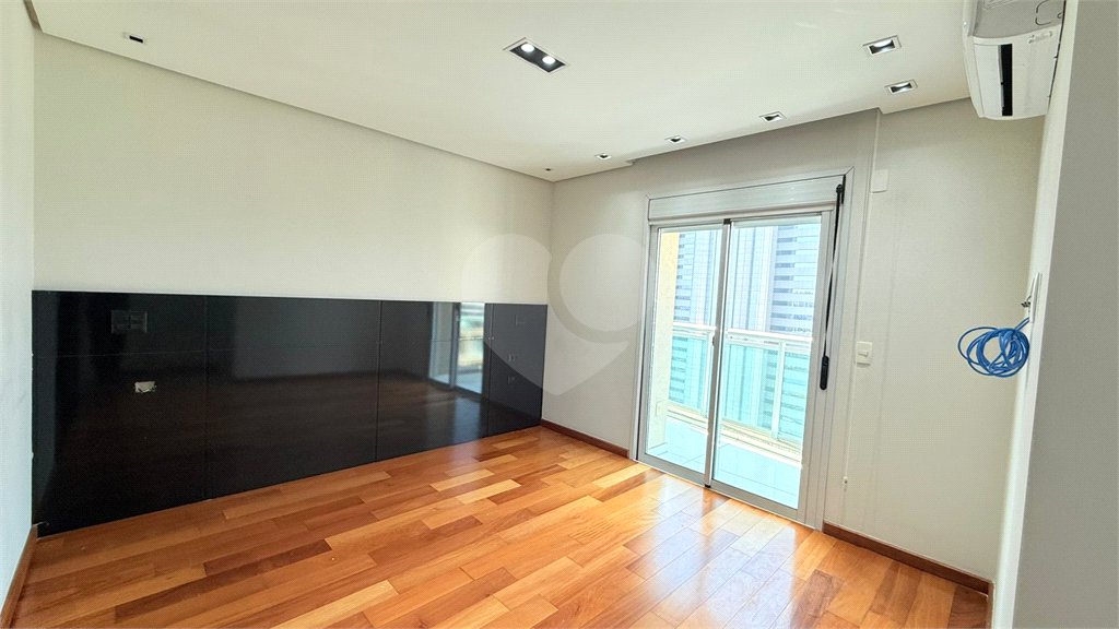Apartamento à venda com 2 suítes em Cidade Monções, São Paulo, SP
