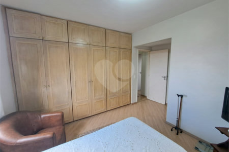 Apartamento à venda com 3 suítes em Vila Suzana, São Paulo, SP