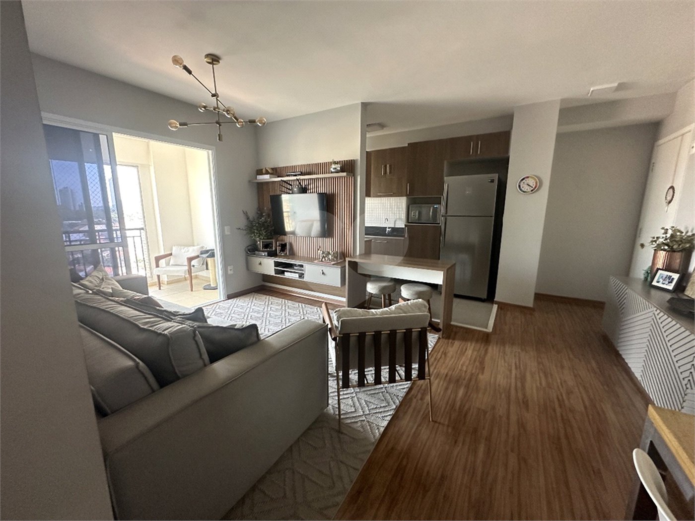 Apartamento à venda com 3 quartos, sendo 1 suíte, em Jardim Pompéia, Indaiatuba, SP