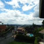 Casa à venda com 3 quartos, sendo 1 suíte, no condomínio Alpes de Vinhedo, Vinhedo - SP
