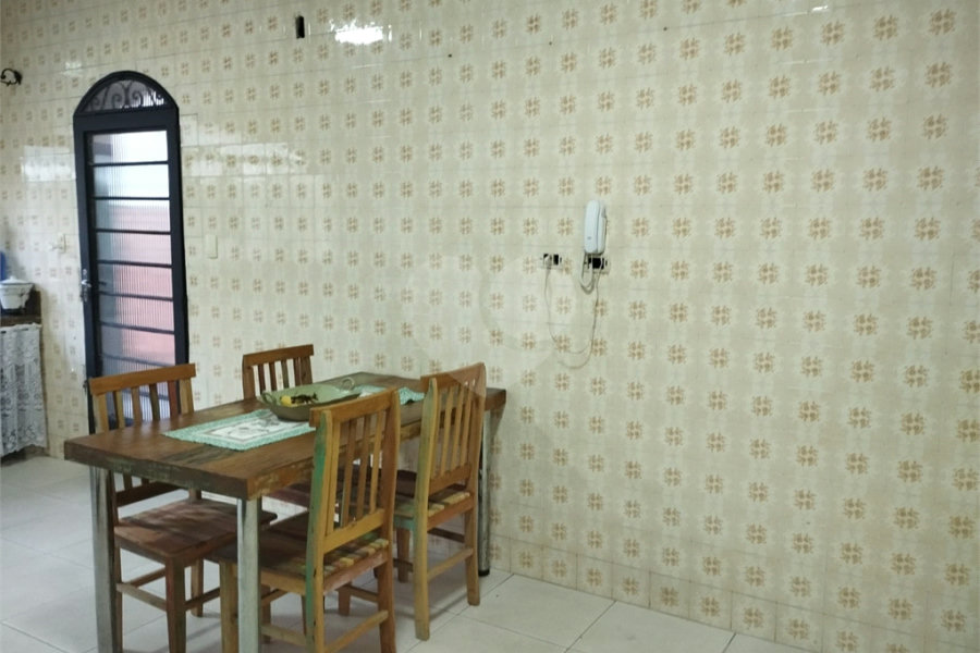 Sobrado à venda com 3 quartos, sendo 1 suíte, em Parada Inglesa, São Paulo, SP
