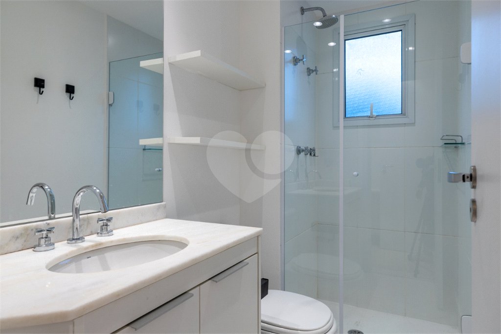 Apartamento à venda com 2 quartos, sendo 1 suíte, em Santo Amaro, São Paulo, SP