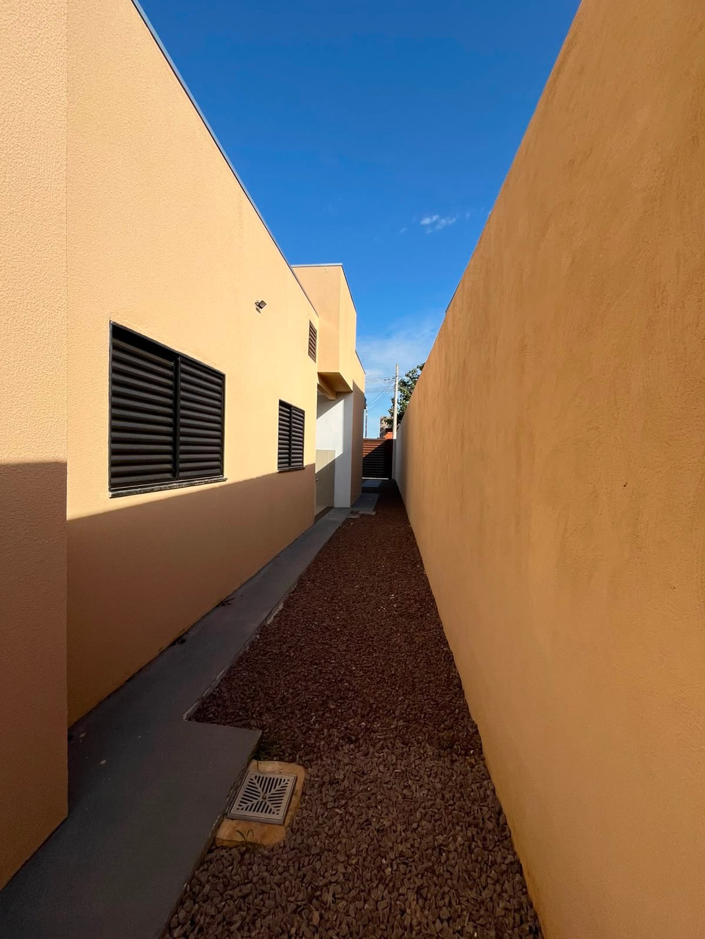 Casa à venda com 3 quartos, sendo 1 suíte,  em Alto da Boa Vista, Três Lagoas, MS
