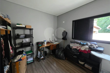 Casa Térrea à Venda no Condomínio Portal do Bosque – Louveira/SP | 3 Suítes, 4 Vagas e 170 m²