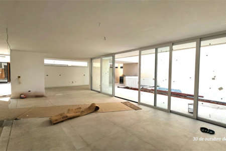 Casa à venda com 4 suítes no condomínio Garda, São Paulo - SP