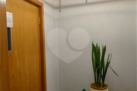 Apartamento à venda com 4 quartos, sendo 1 suíte,  em Brooklin Paulista, São Paulo, SP