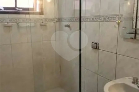 Sobrado à venda com 3 quartos, sendo 1 suíte,  em Jardim Líbano, São Paulo, SP
