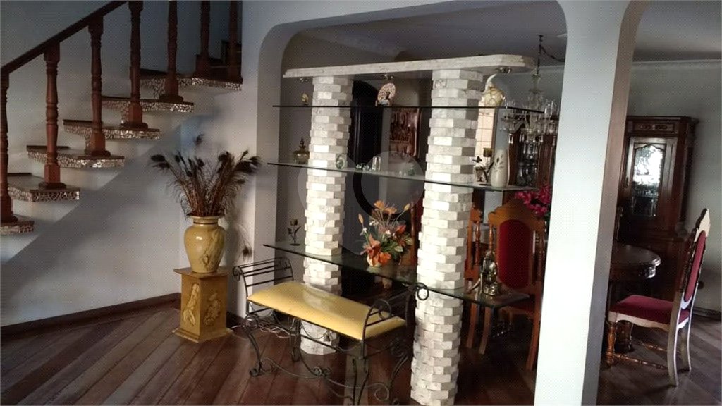 Sobrado à venda com 3 quartos em Vila Nova Cachoeirinha, São Paulo, SP