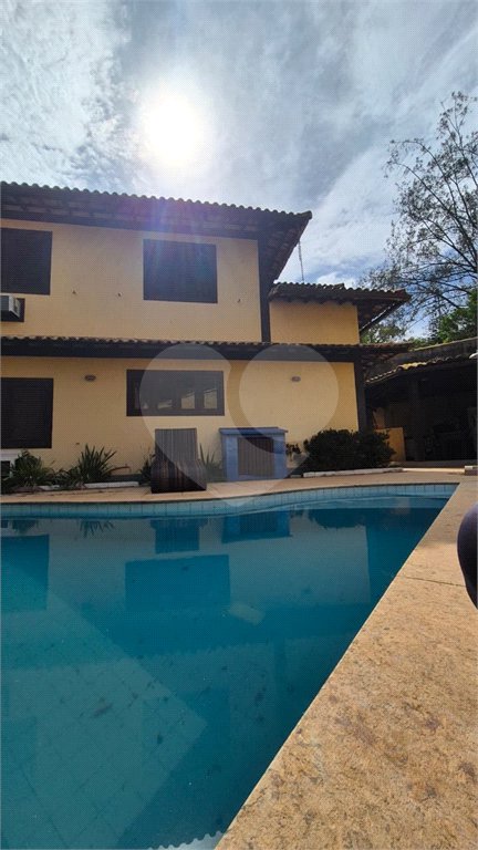 Casa à venda com 5 quartos, sendo 4 suítes,  em Geribá, Armação dos Búzios, RJ