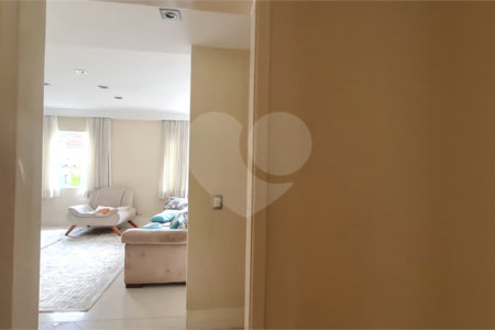 Sobrado à venda com 4 quartos, sendo 1 suíte, em Jabaquara, São Paulo, SP
