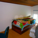 Casa à venda com 4 quartos, sendo 1 suíte, em Horto, São Paulo, SP
