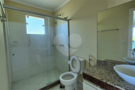 Casa à venda com 6 quartos, sendo 4 suítes, em Ferradura, Armação dos Búzios, RJ