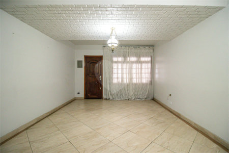 Sobrado à venda com 3 quartos em Vila Cruzeiro, São Paulo, SP