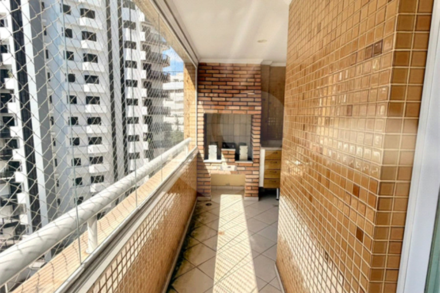 Apartamento à venda com 3 suítes em Santana, São Paulo, SP