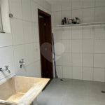 Apartamento à venda com 3 quartos, sendo 1 suíte,  em Vila Lavínia, Mogi das Cruzes, SP