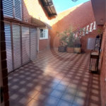 Casa à venda com 3 quartos, sendo 1 suíte, em Vila Scarpelli, Santo André, SP