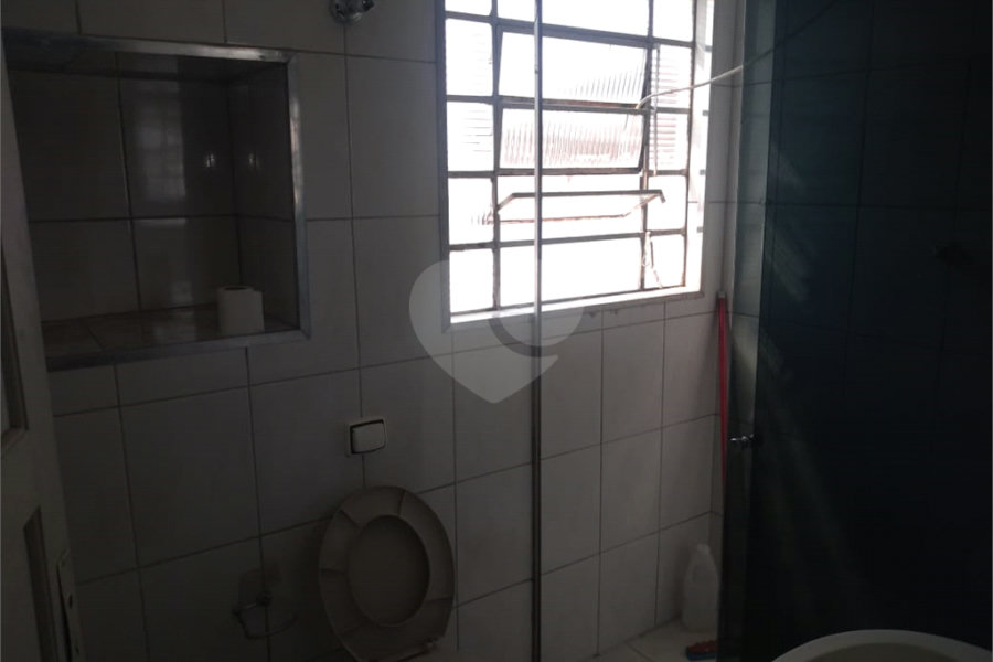 Sobrado à venda com 3 quartos em Vila Nivi, São Paulo, SP