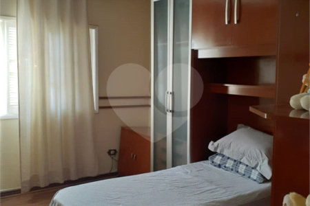 Sobrado à venda com 3 quartos, sendo 1 suíte, em Vila Maria Alta, São Paulo, SP