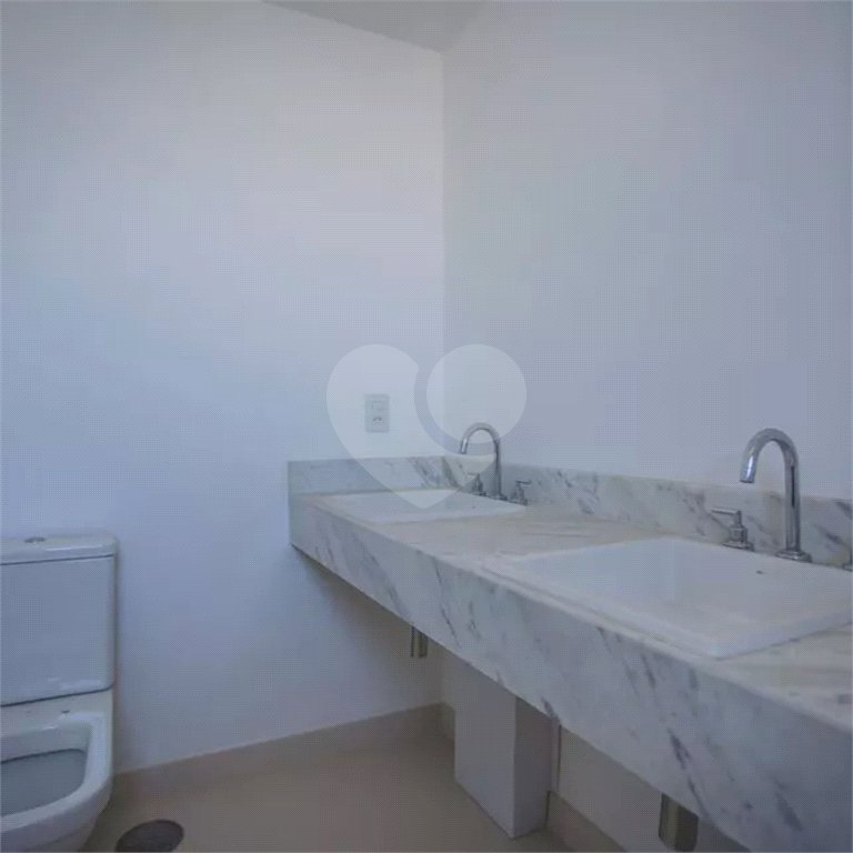 Apartamento à venda com 3 suítes em Vila Mariana, São Paulo, SP