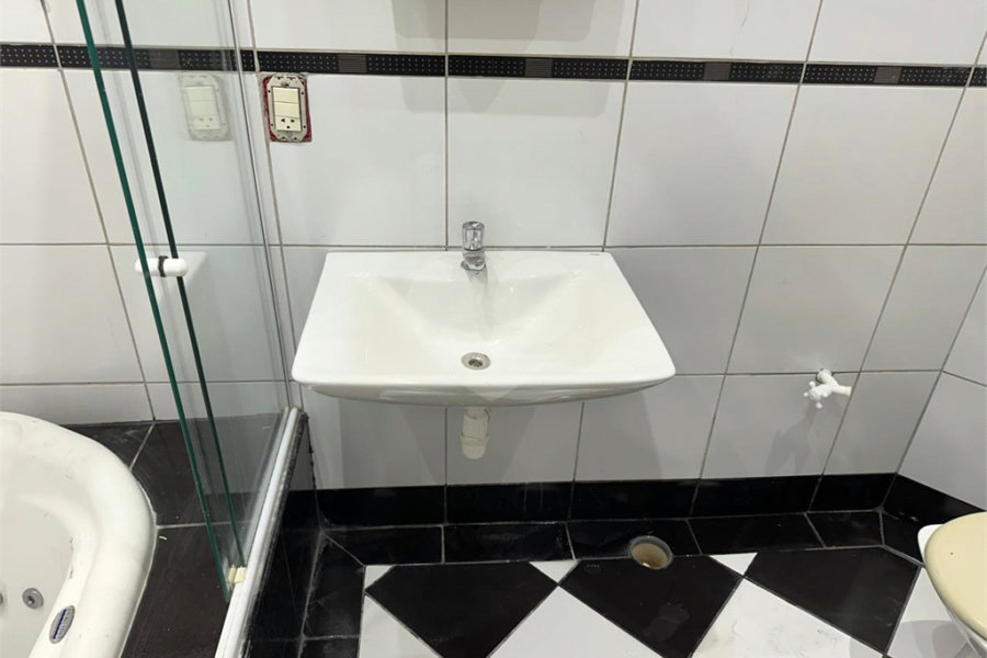 Sobrado à venda com 7 quartos, sendo 2 suítes,  em Lauzane Paulista, São Paulo, SP