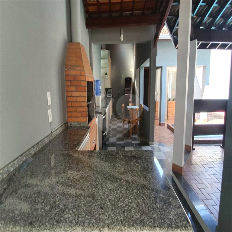 Casa à venda com 4 quartos, sendo 3 suítes, no condomínio Village Terras de Indaiá, Indaiatuba - SP