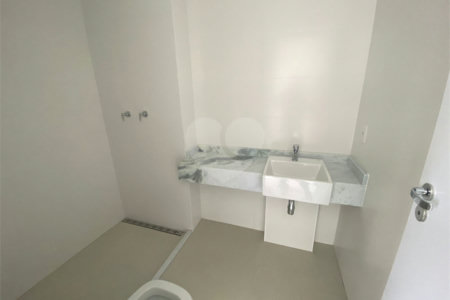 Apartamento à venda com 3 suítes em Vila Ester (zona Norte), São Paulo, SP