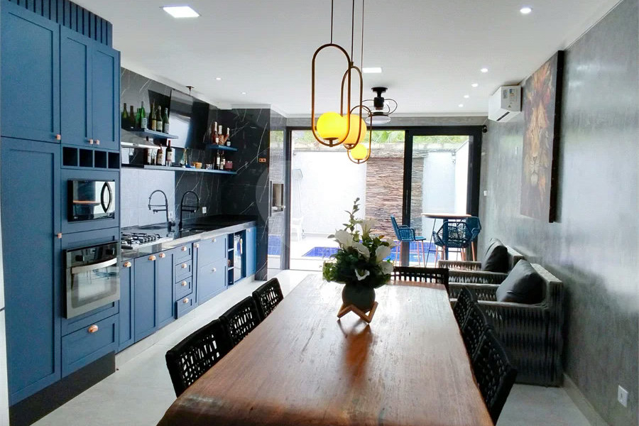 Casa à venda com 4 suítes em São Lourenço, Bertioga, SP